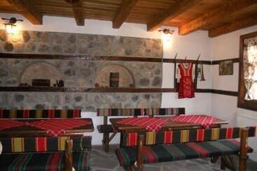 پانسیون Djolevi Guesthouse