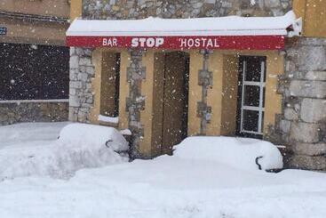 پانسیون Hostal Bar Stop
