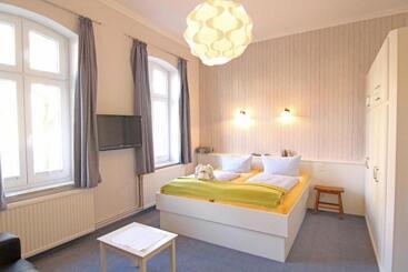پانسیون Kapitaenshaus Lassen Zimmer Amistad