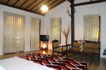 پانسیون Larosa Homestay