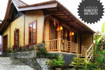 پانسیون Larosa Homestay