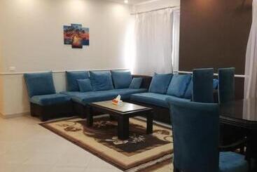 پانسیون Luxury Host  219  Dream Land