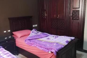 پانسیون Luxury Host  219  Dream Land