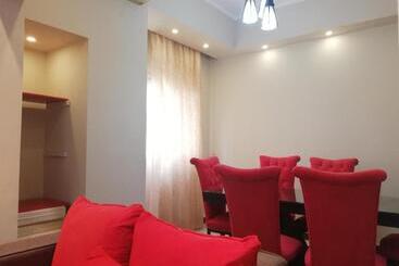 پانسیون Luxury Host  219  Dream Land