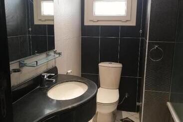 پانسیون Luxury Host 219 Dream Land