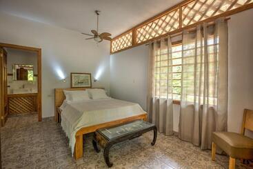 Пансион Villa Mango   Private Pool   12px