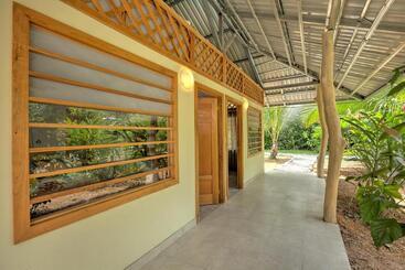 Пансион Villa Mango   Private Pool   12px