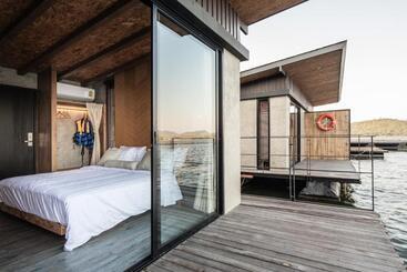 Z9 Resort