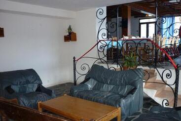 هاستل Centre De Vacances Le Val D Escreins