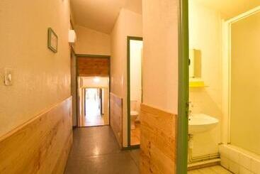 هاستل Centre De Vacances Le Val D Escreins