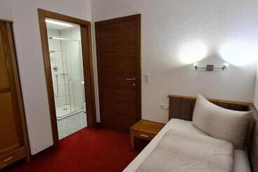 Apart Holiday