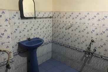 B Hostel
