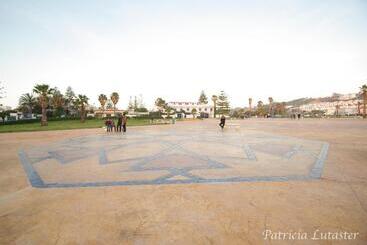 تختخواب و صبحانه Issablanca