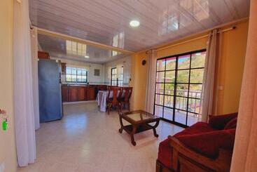 צימר Posada Seven Colours Ocean