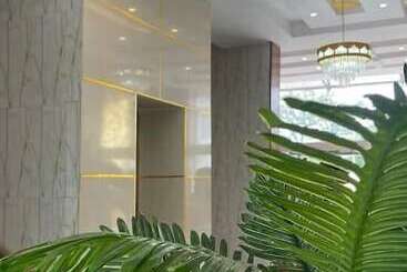 هتل De Silver Green Luxury