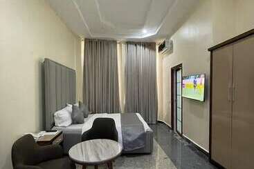 هتل De Silver Green Luxury