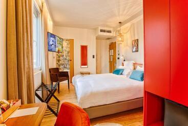 هتل Le Castel Cabourg Hôtel & Spa  Restaurant La Calypso