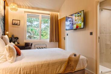 هتل Le Castel Cabourg Hôtel & Spa  Restaurant La Calypso