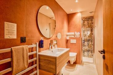 هتل Le Castel Cabourg Hôtel & Spa  Restaurant La Calypso