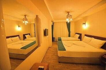 Midyat Ladinos Otel