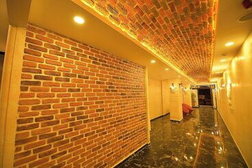 Midyat Ladinos Otel