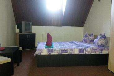پانسیون Casa Frasin