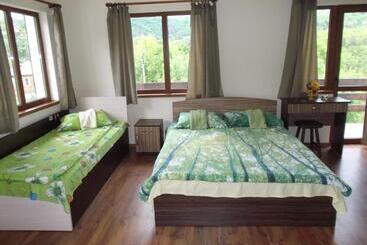 پانسیون Guest House Balkanski Kat