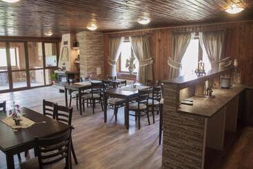 پانسیون Guest House Balkanski Kat