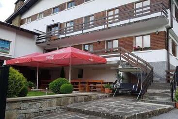 پانسیون Guest House Balkanski Kat
