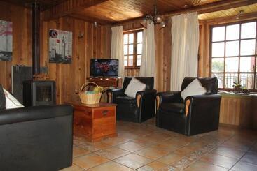 پانسیون Hostel El Alcazar