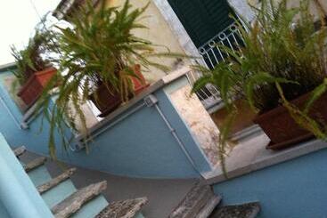 پانسیون Locus Amoenus Luxury Rooms