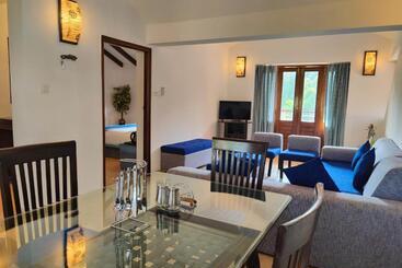 渡假胜地  La Sunila Suites & Villas By Wsi, Baga