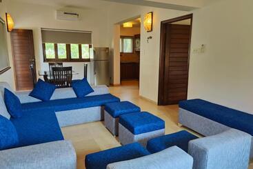 渡假胜地  La Sunila Suites & Villas By Wsi, Baga