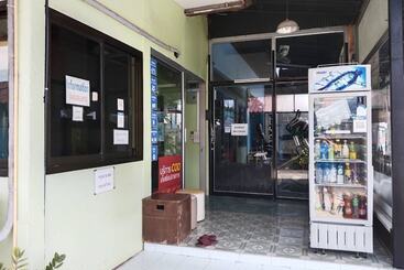 استراحتگاه Sk Hometel Samui Airport