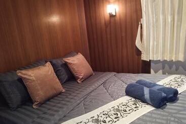 استراحتگاه Sk Hometel Samui Airport