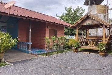 استراحتگاه Sk Hometel Samui Airport