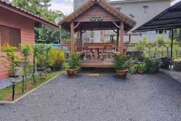 استراحتگاه Sk Hometel Samui Airport
