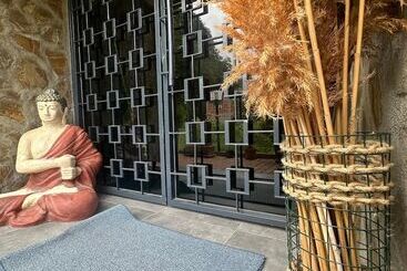 Ahsena Buti̇k Otel