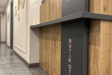 Ahsena Buti̇k Otel