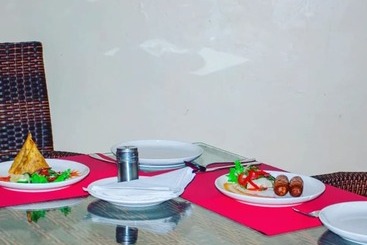 تختخواب و صبحانه Clinton Hotel Kikuyu