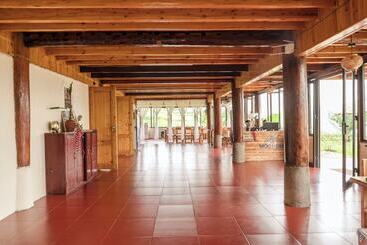 تختخواب و صبحانه Moc Home Sapa