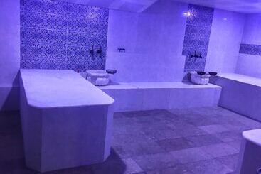 Centrum Hotel & Spa
