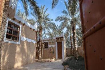 هتل النزل الريفي 2