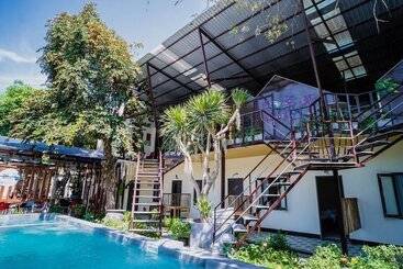 هتل 86 Homestay Phan Thiết