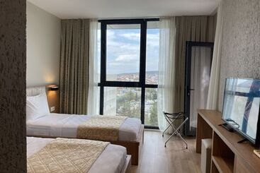 هتل Inn Port