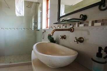 هتل Palm Afrique Lodge Botswana