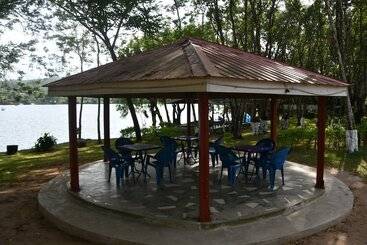 هتل Raffin Royal Lodge