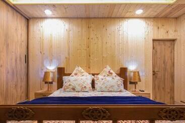 هتل Happy Homestay