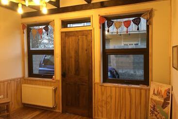 Magellanicus Rustic Suites