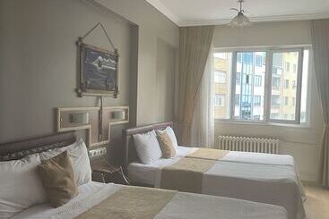 Otel Yalta